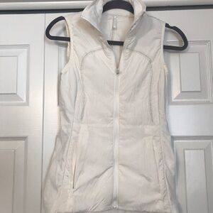 ***SOLD***Lululemon White Run For Cold Vest 4